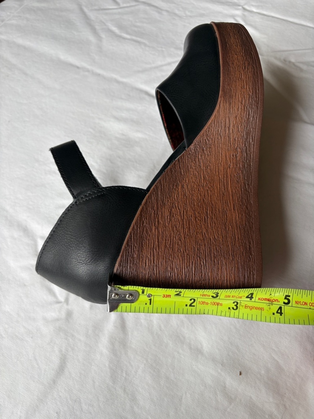 Born BOC ALYSON Black Strap Mary Jane Wedge Heels - Picture 4 of 7